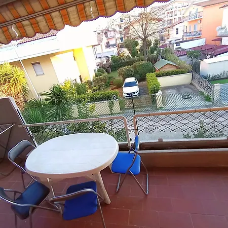 Miki 2 Apartment